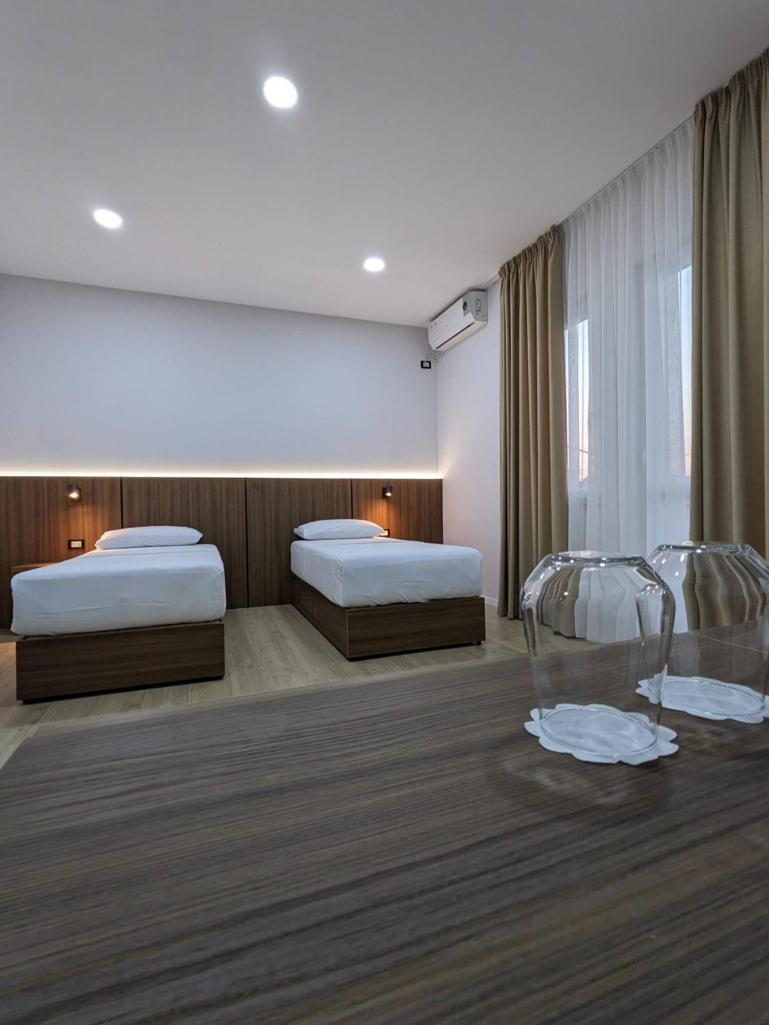 Hotel Aleks Shkodra Exterior foto